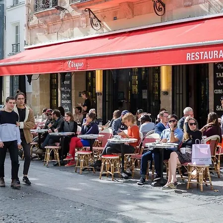 Rue Saint-Denis