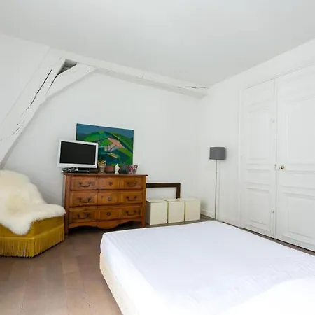 Appartement Rue Saint-Denis Parijs