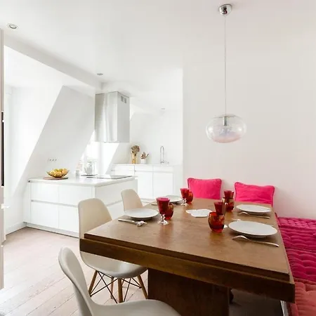 Rue Saint-Denis Appartement Parijs